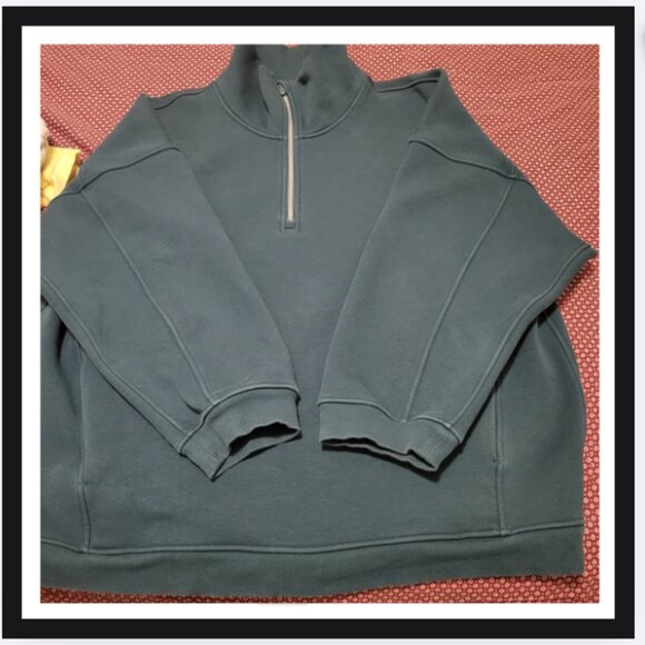Lululemon pullover - Picture 3 of 6